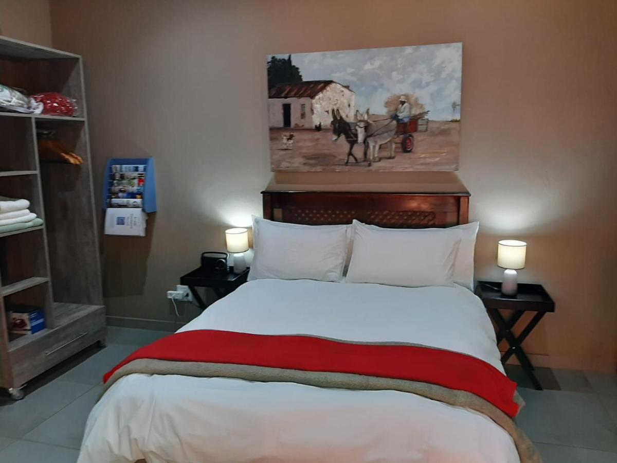 A Little Guesthouse Блумфонтейн Экстерьер фото